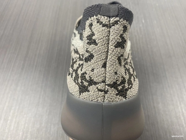 Boost 'Stone Salt' Yeezy GZ0472 380 1012